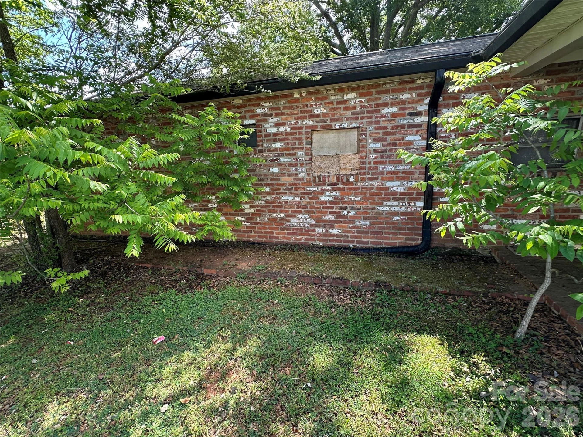 572 Ledbetter Road - Photo 2