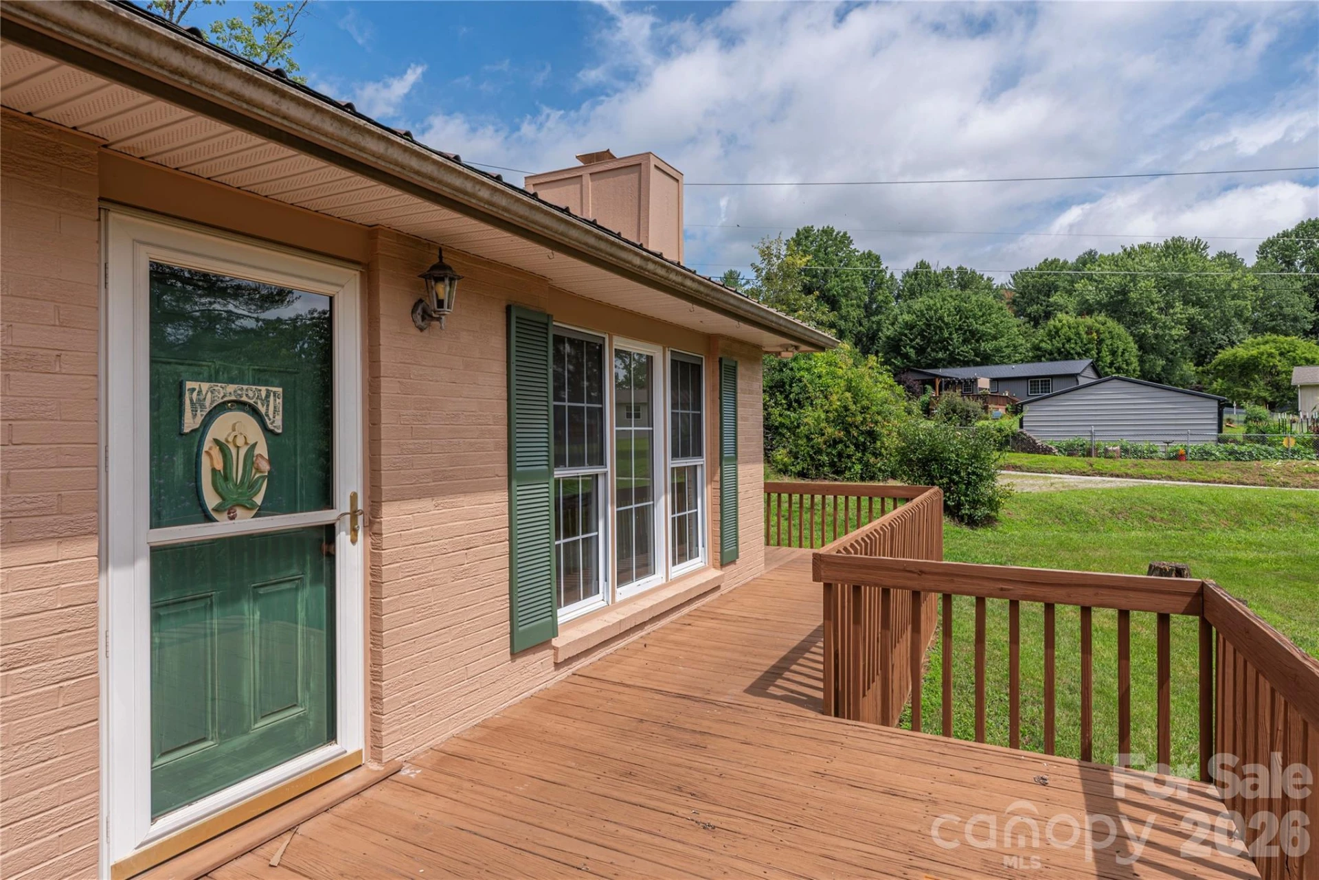 69 Emerald Lane - Photo 3