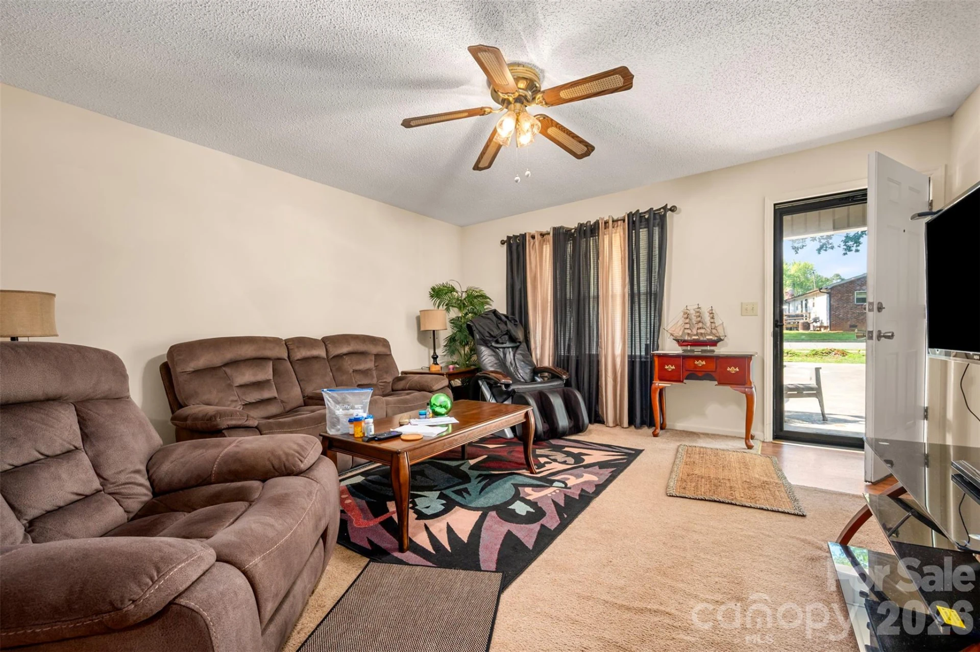 143 Big Springs Avenue - Photo 5