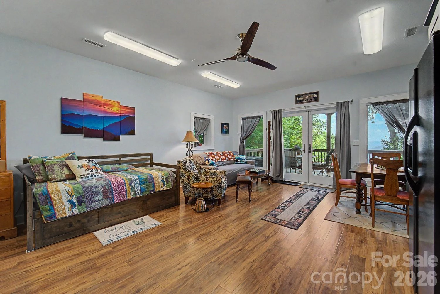 760 Woody Lane - Photo 19