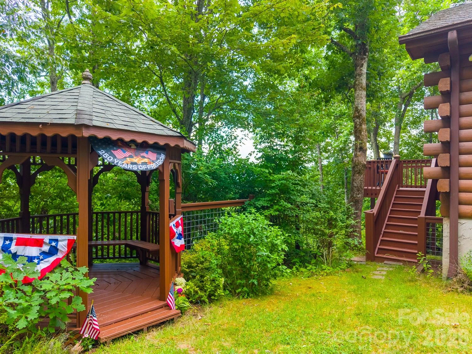 760 Woody Lane - Photo 23