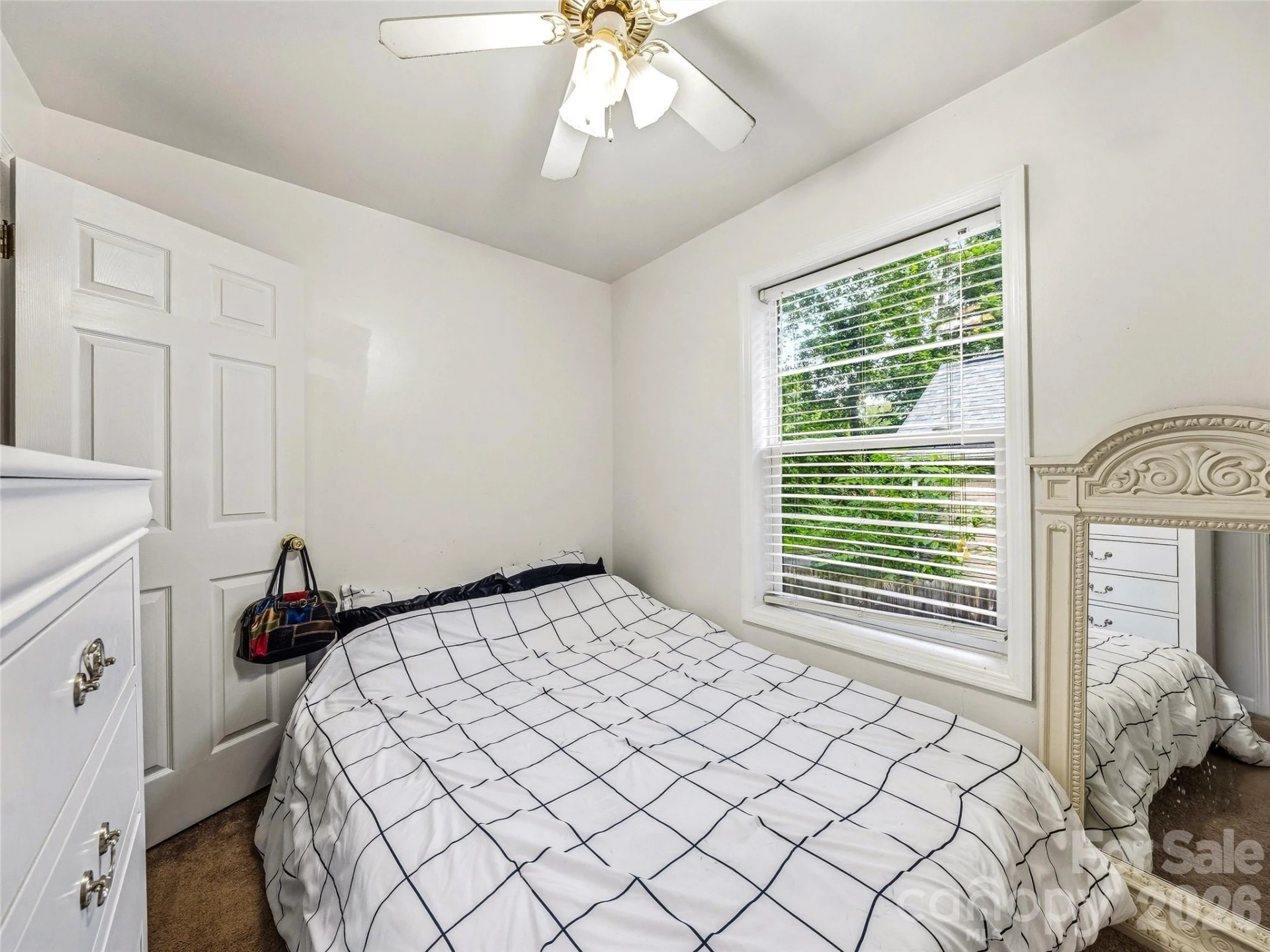 214 Short Michigan Avenue - Photo 9