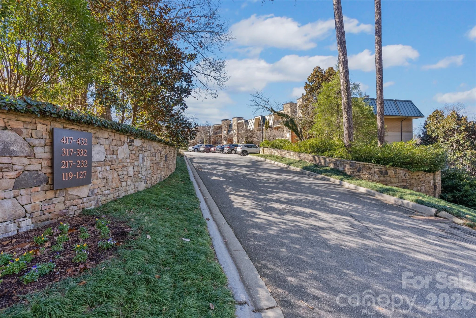 325 Bowling Park Road - Photo 3