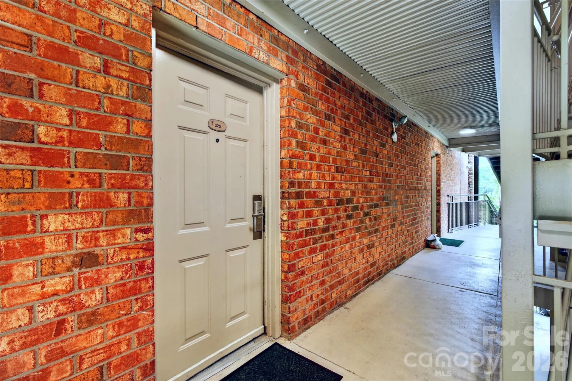 325 Bowling Park Road - Photo 6
