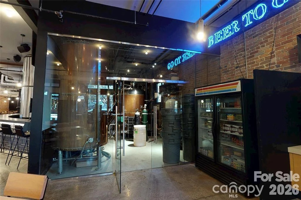 39 Lexington Avenue N - Photo 6