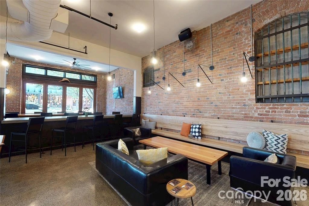 39 Lexington Avenue N - Photo 7