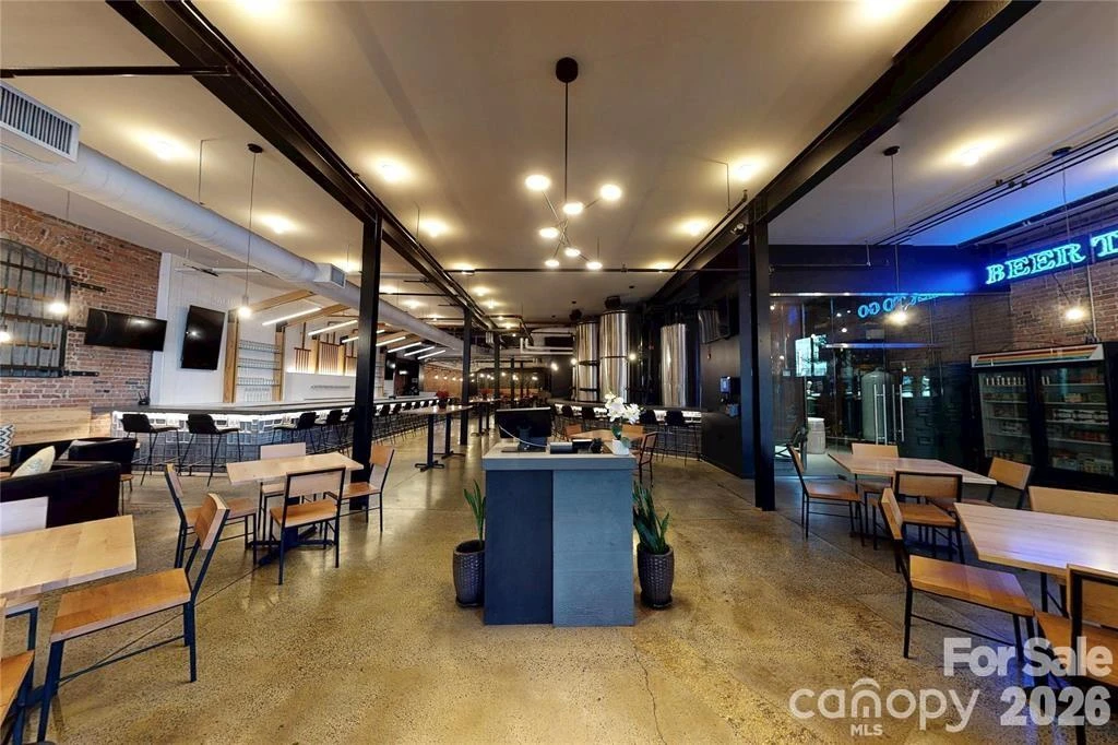 39 Lexington Avenue N - Photo 9