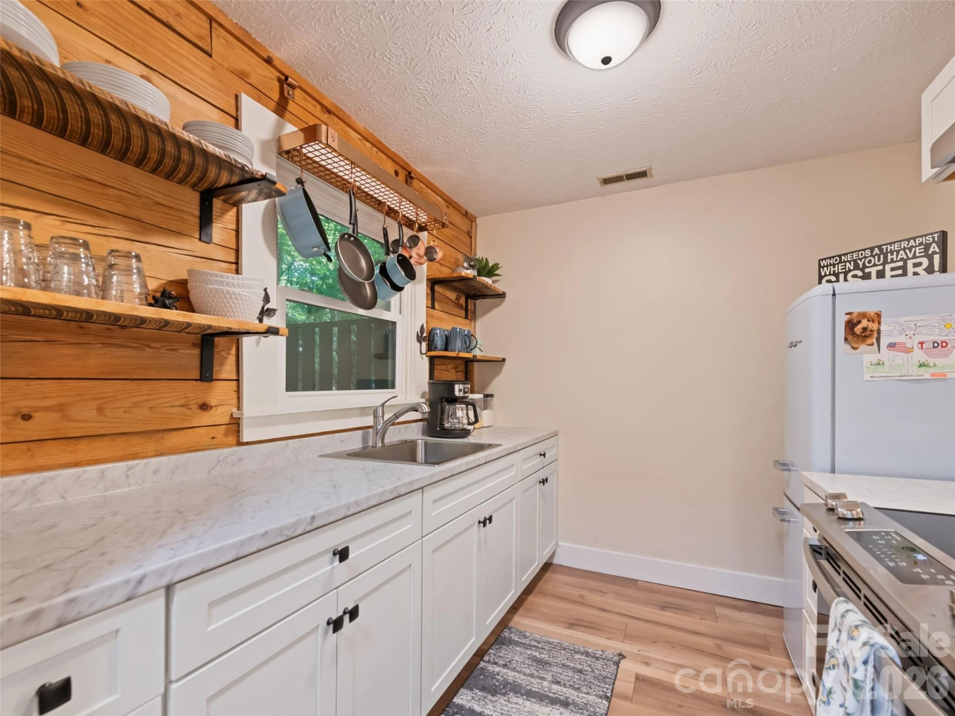 30 Katydid Lane - Photo 8