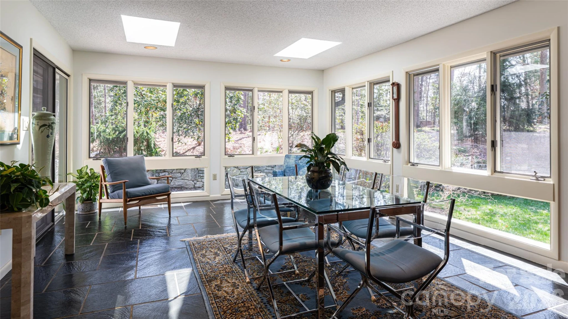 12 Stuyvesant Crescent - Photo 4
