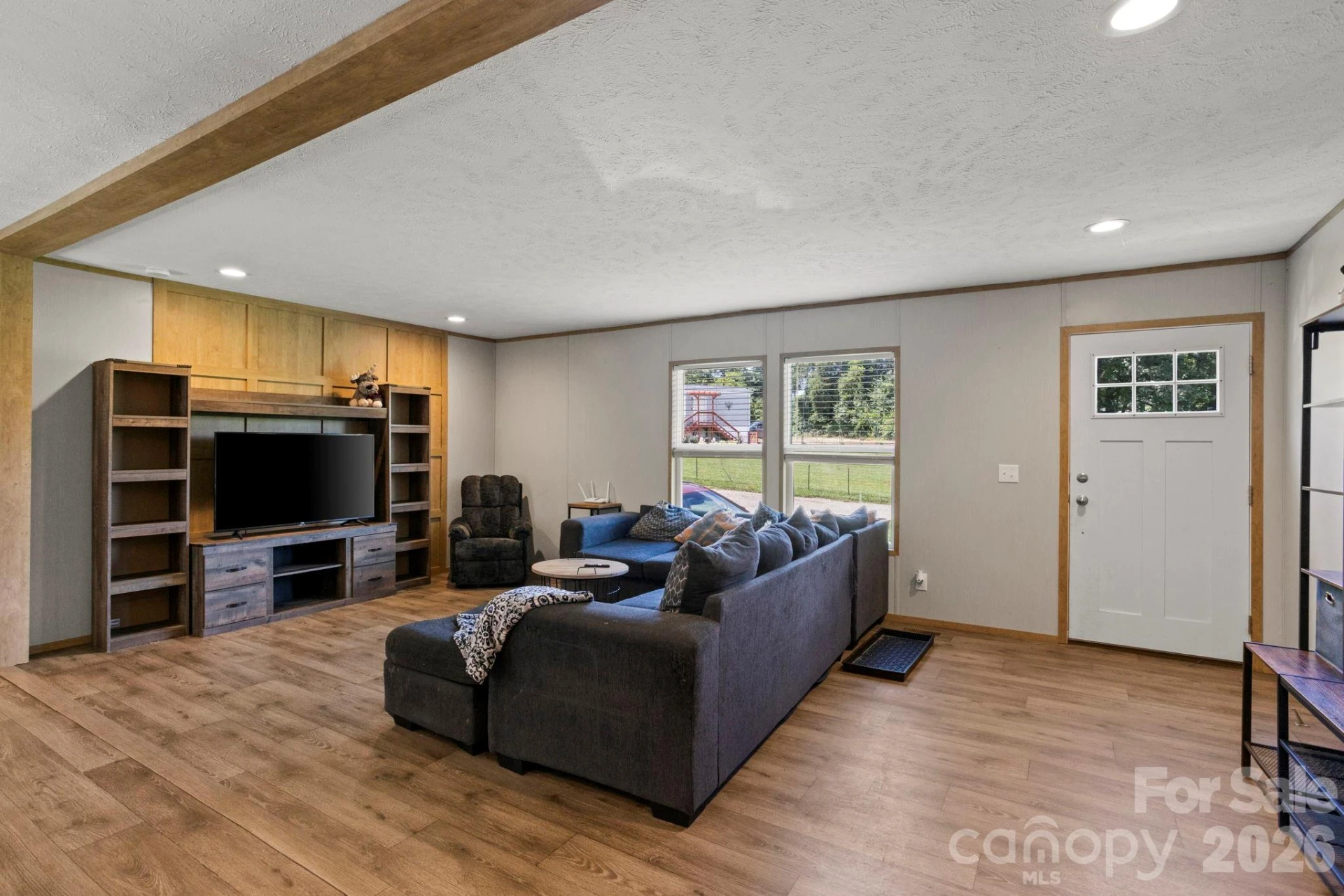 18 Moss Lane - Photo 2