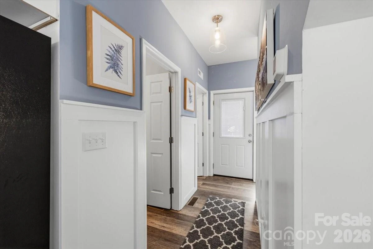 109 Portmanvilla Road - Photo 13