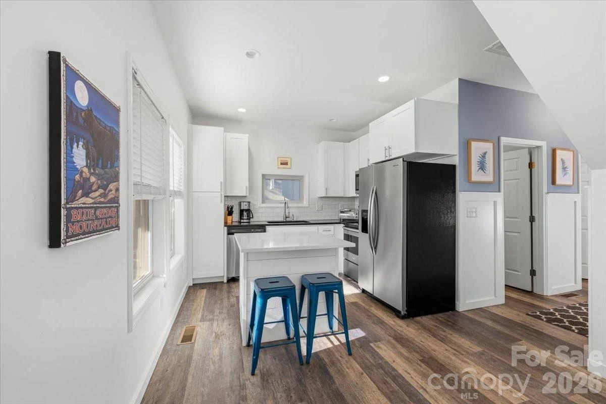 109 Portmanvilla Road - Photo 4