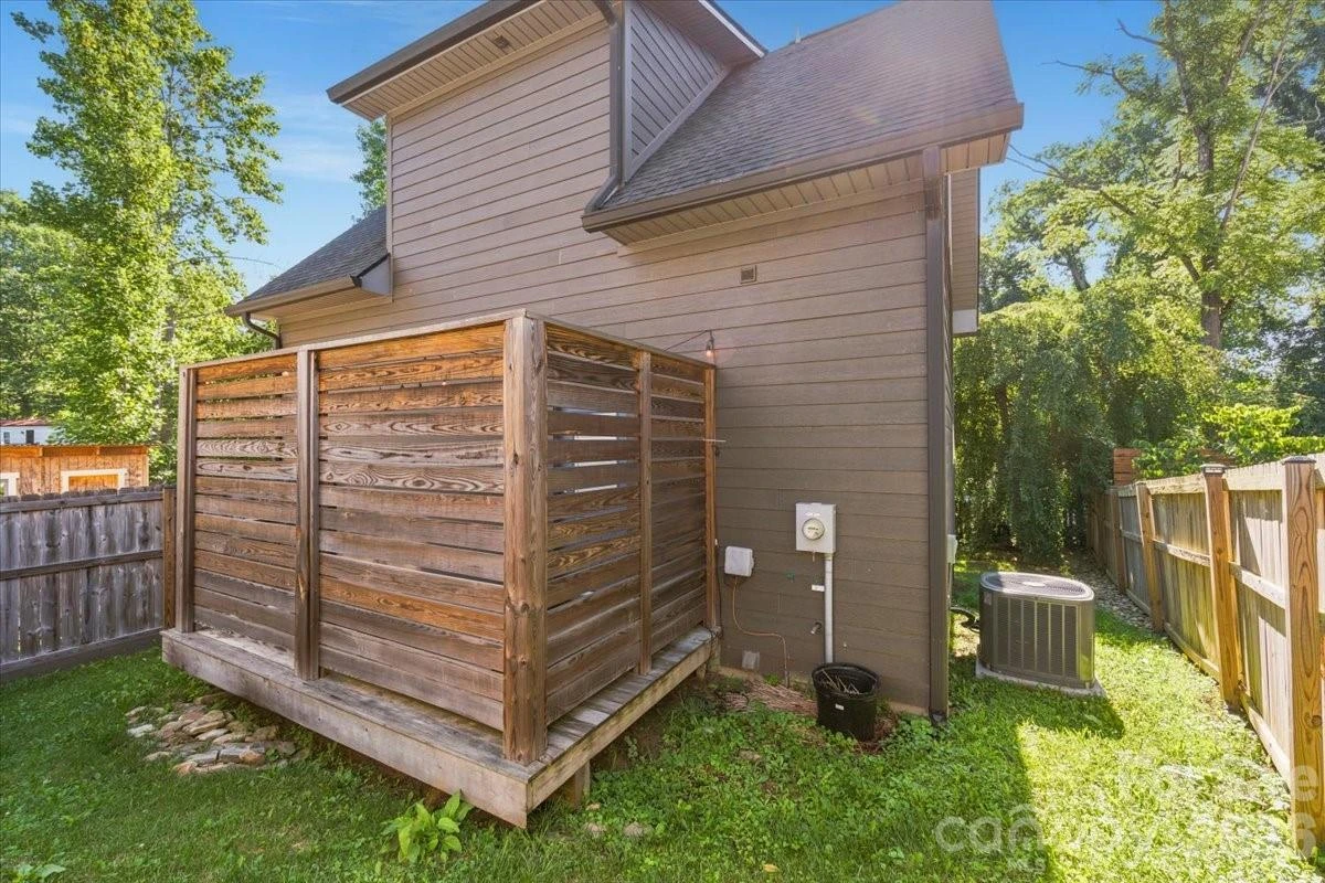 109 Portmanvilla Road - Photo 34