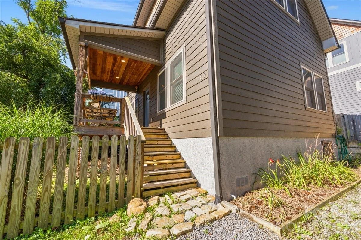 109 Portmanvilla Road - Photo 42