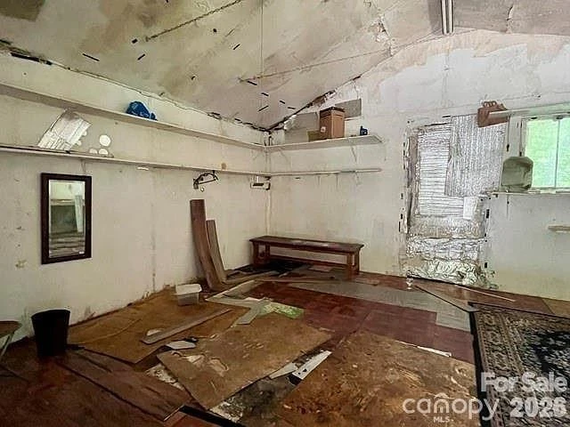 105 Chestnut Hill Road - Photo 3
