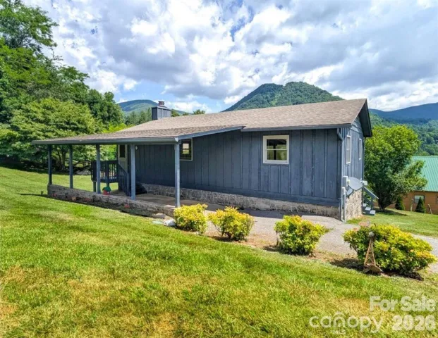 84 Stoney Ridge Loop