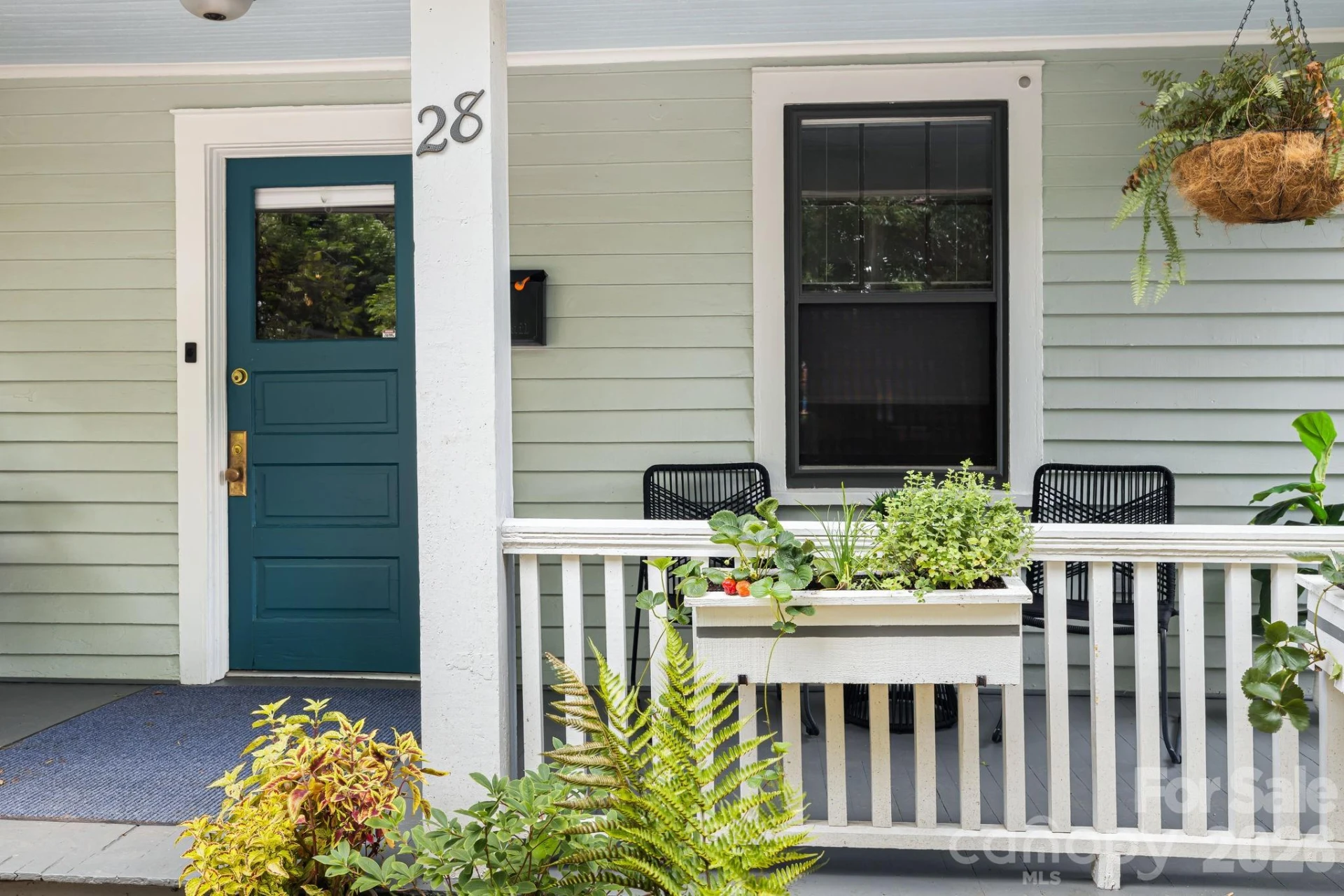 28 Woodlawn Avenue - Photo 6