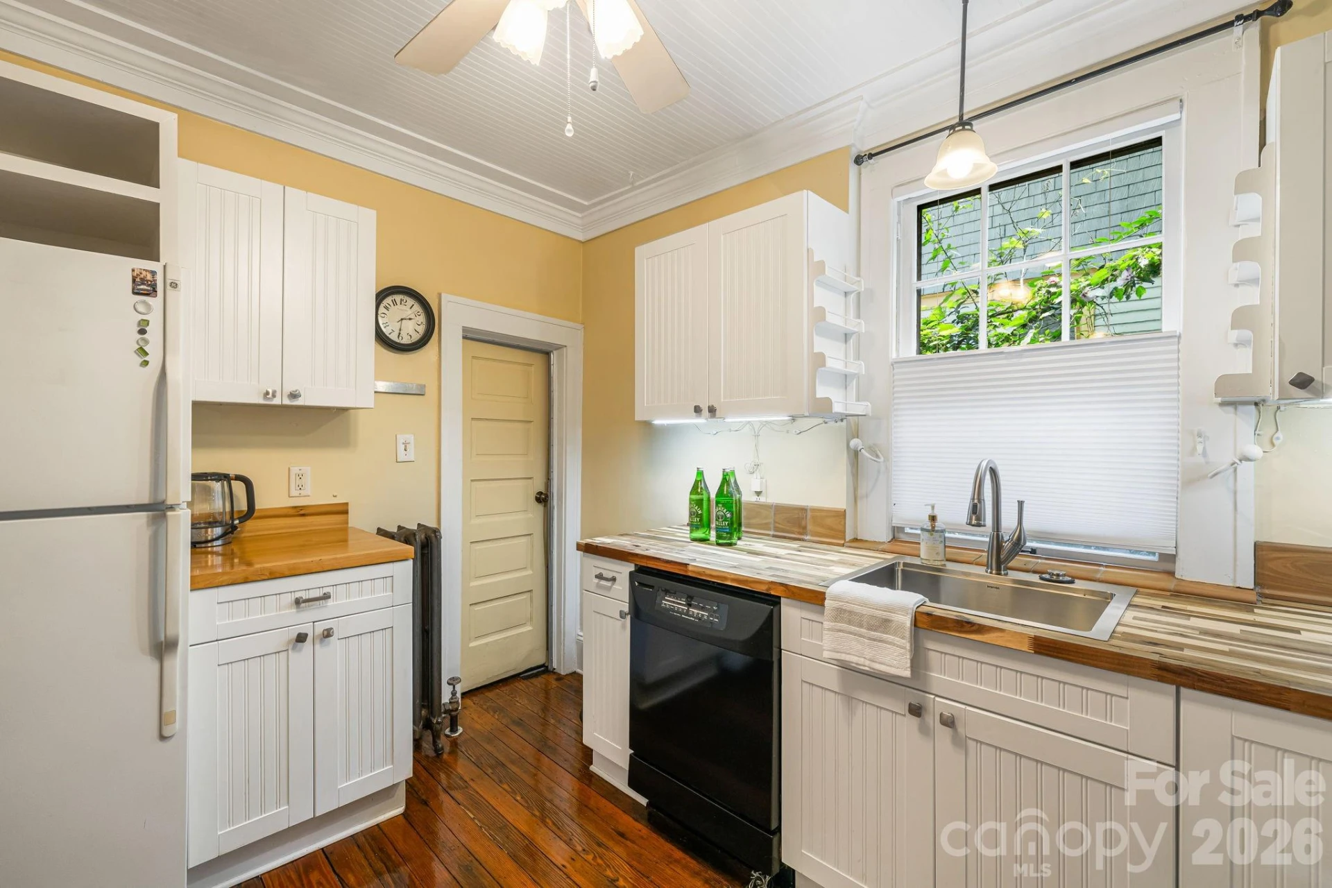 28 Woodlawn Avenue - Photo 23