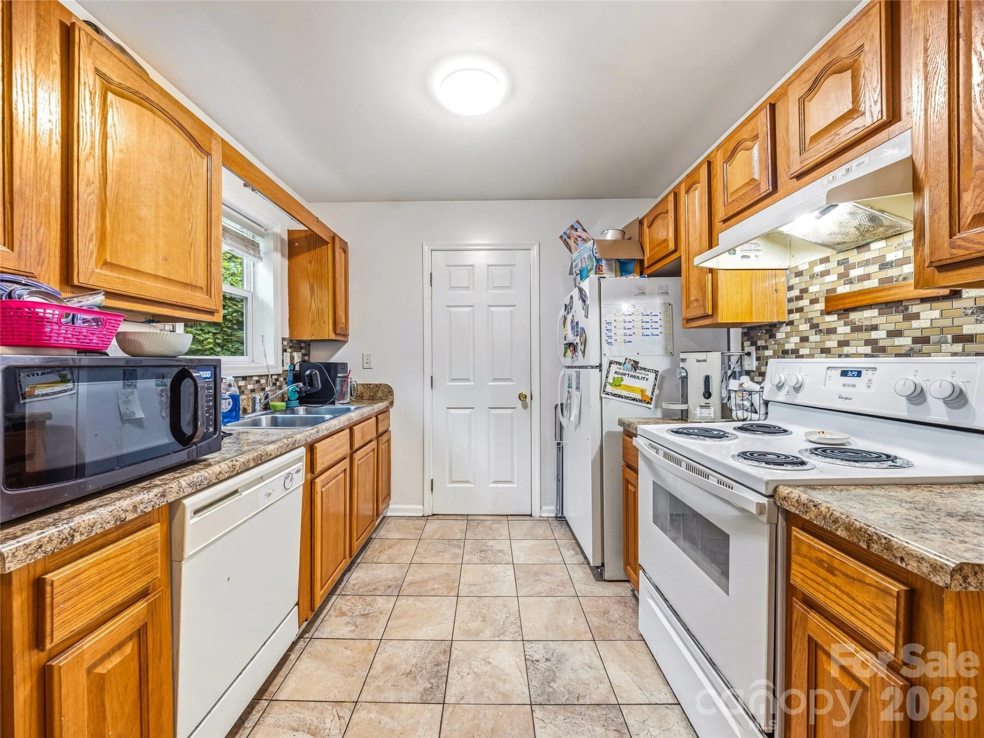 144 Hanover Street - Photo 23