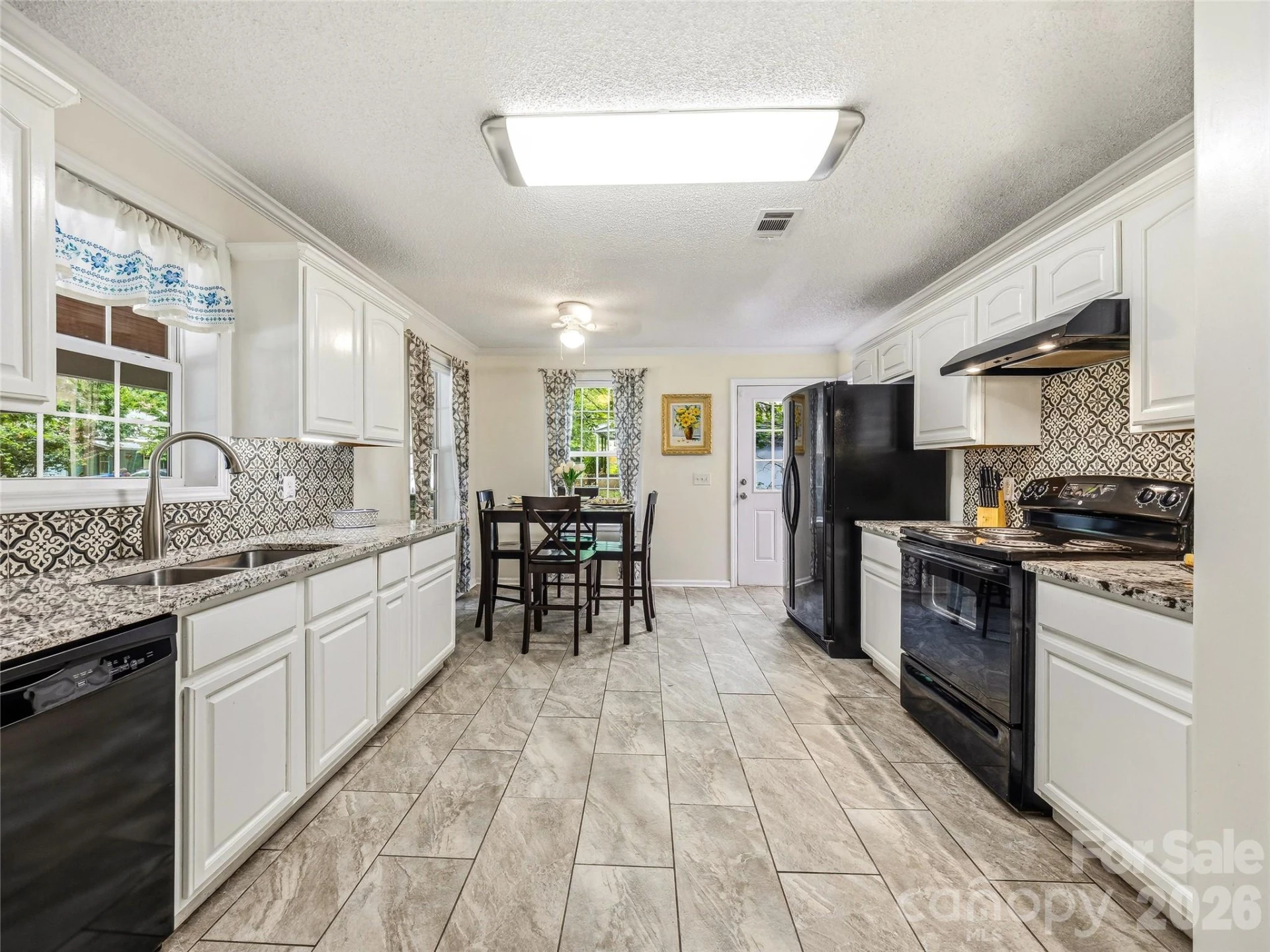 144 Hanover Street - Photo 8