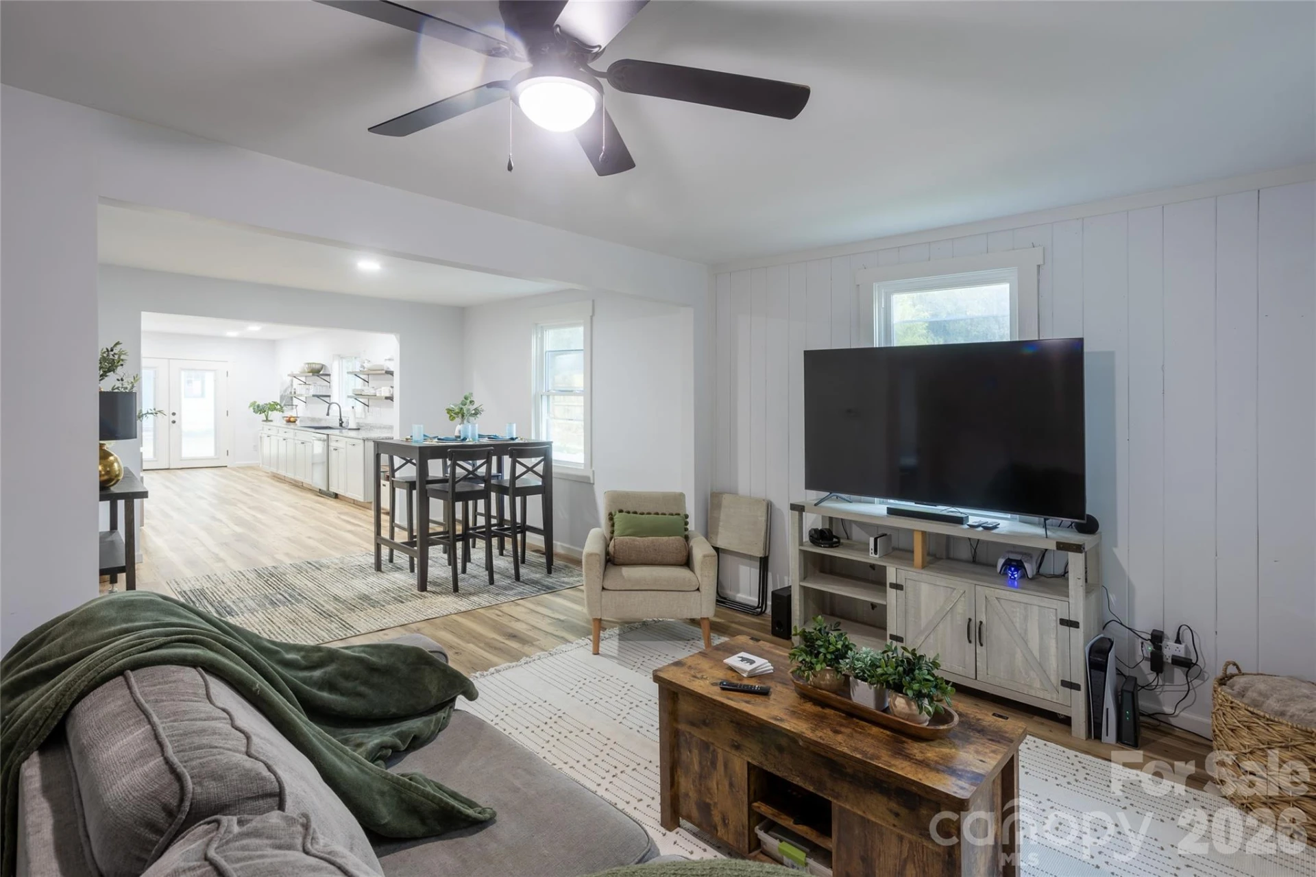 44 LR Smith Avenue - Photo 3