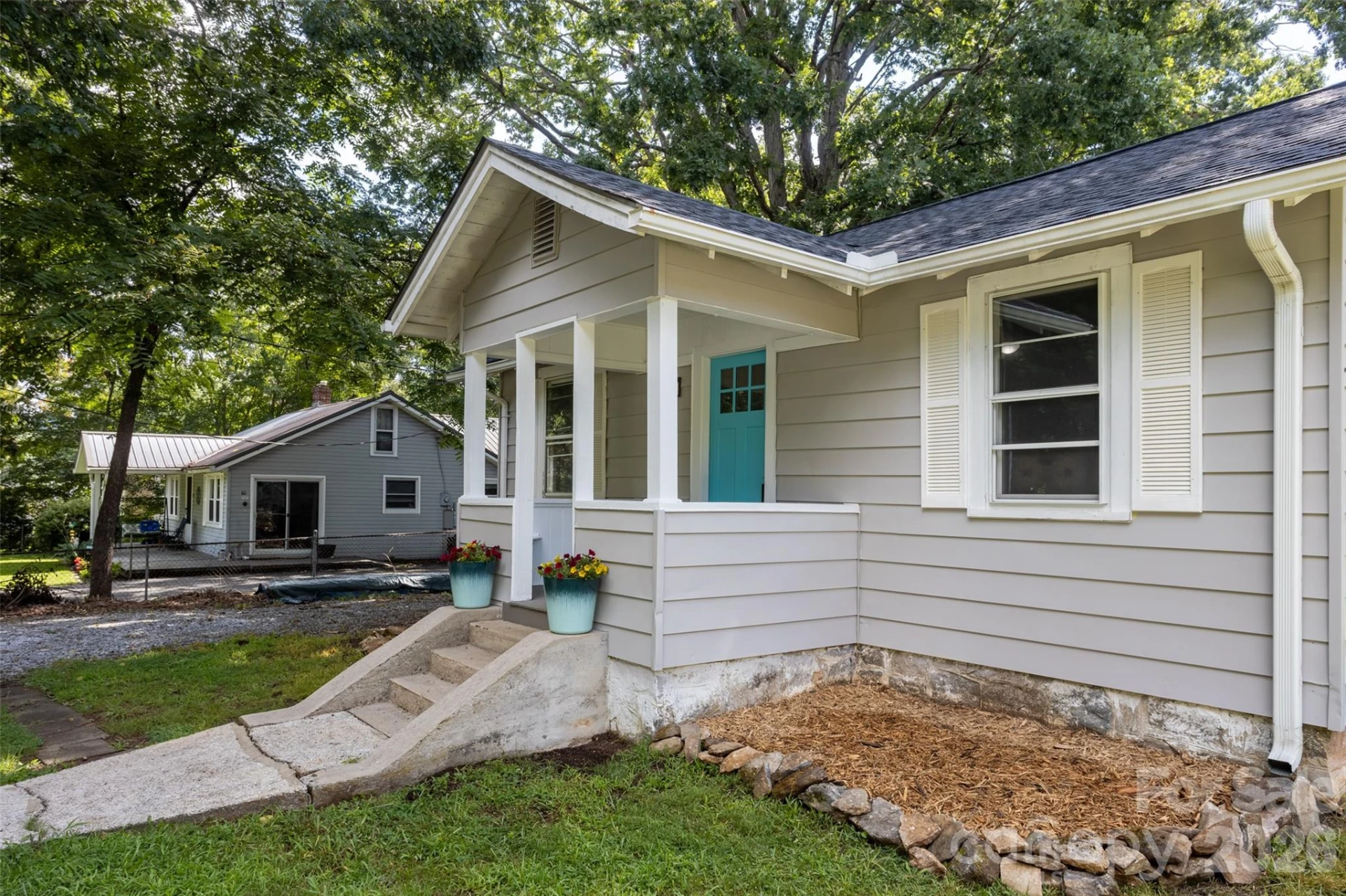 44 LR Smith Avenue - Photo 2