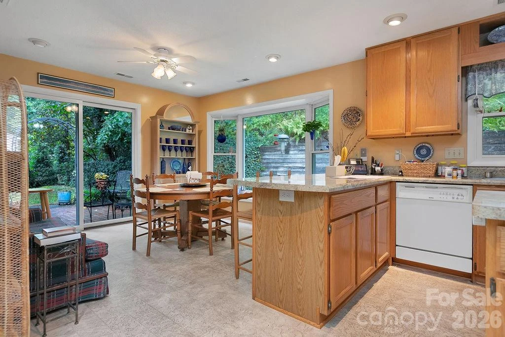 337 Delphia Drive - Photo 25