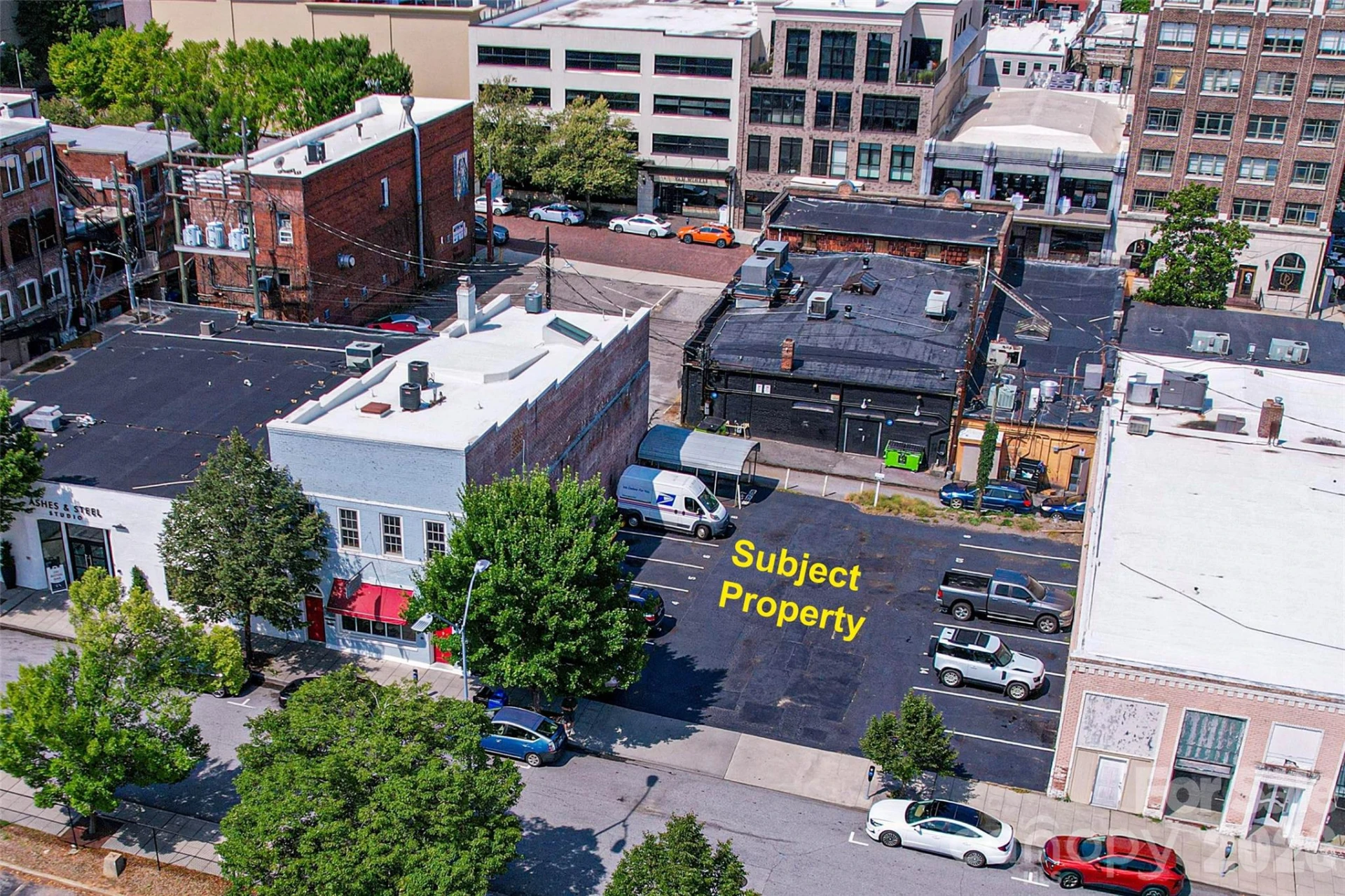 18 N Spruce Street - Photo 2