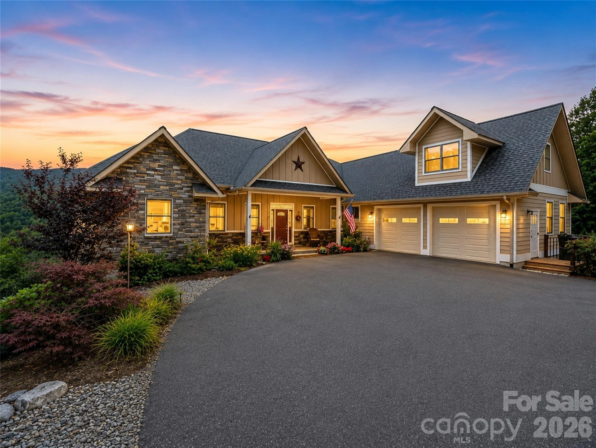 930 Big Raven Lane