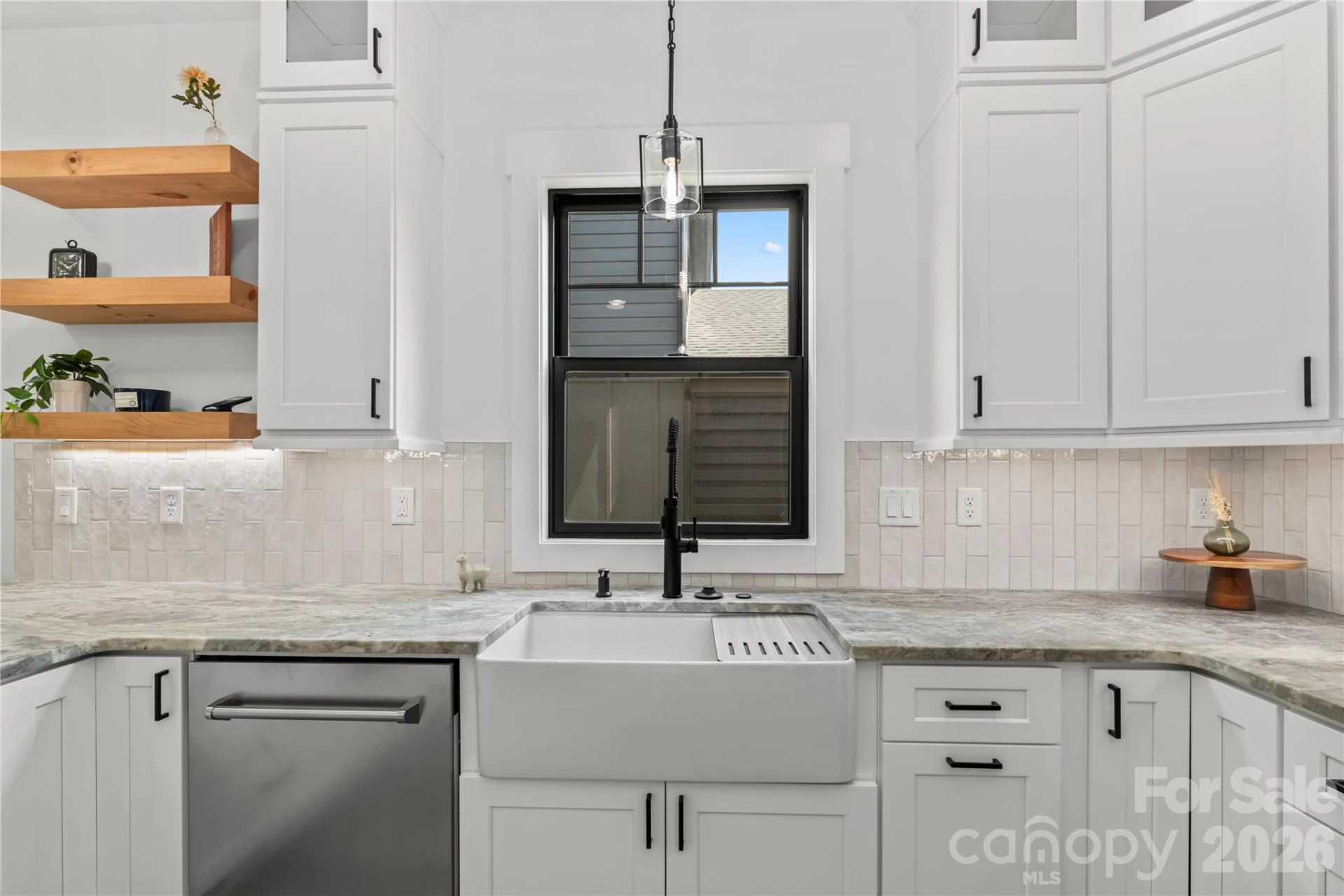 93 Martha Avenue #10 - Photo 7