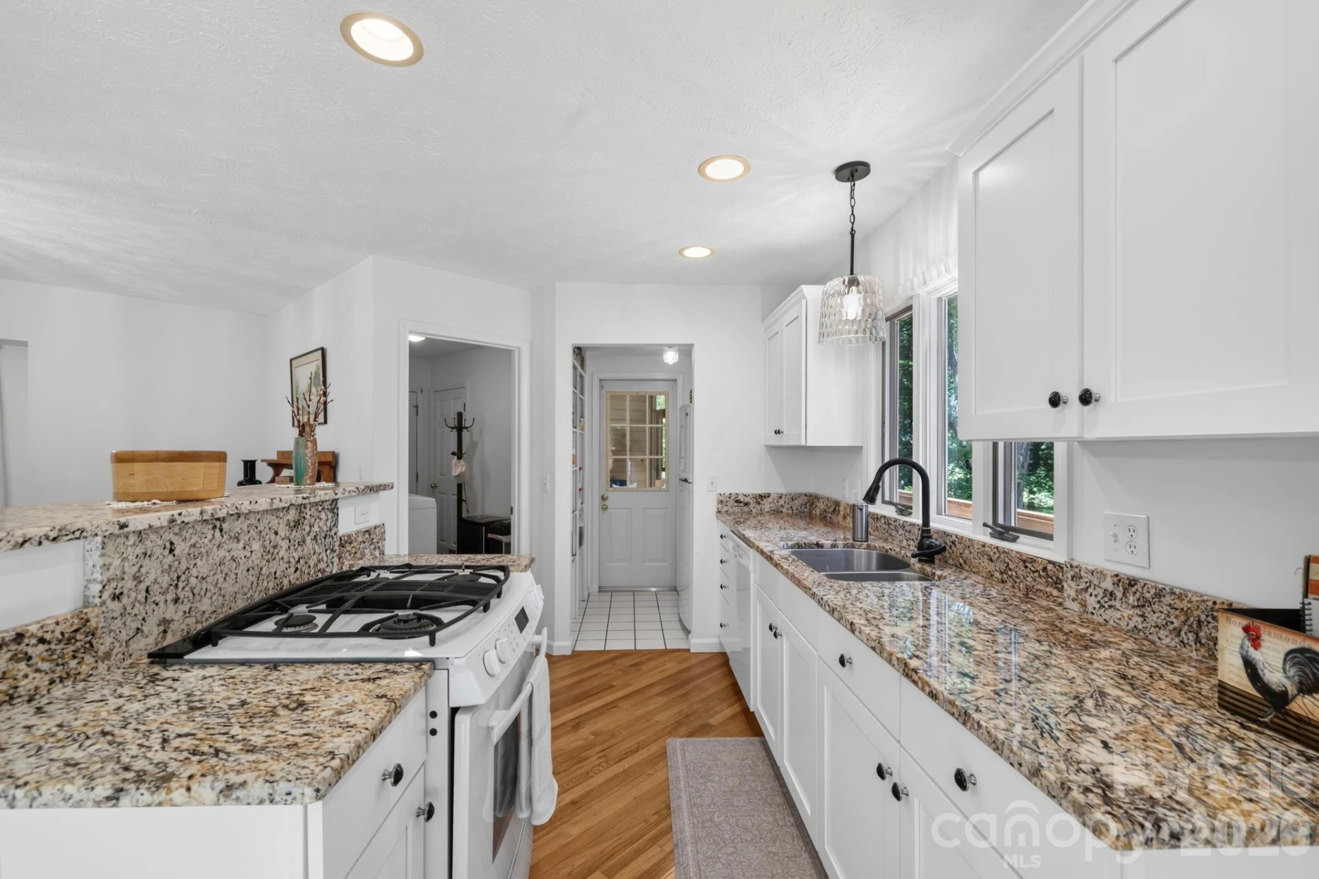 200 Newman Drive - Photo 9