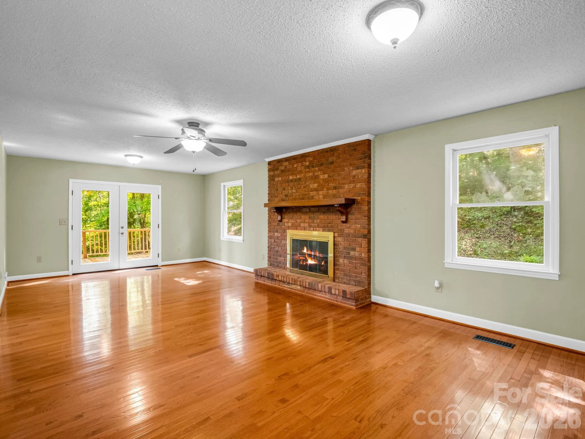 154 Breeze Hill - Photo 14