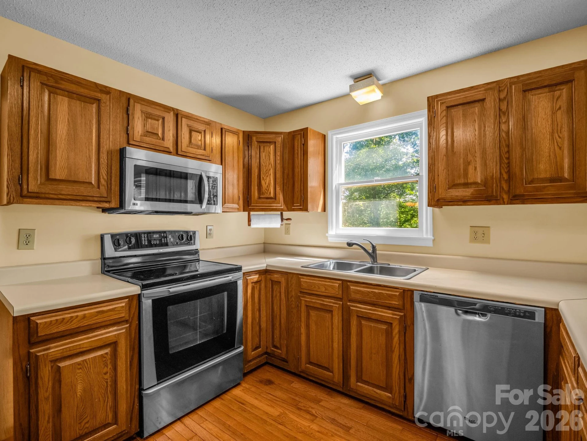 154 Breeze Hill - Photo 17