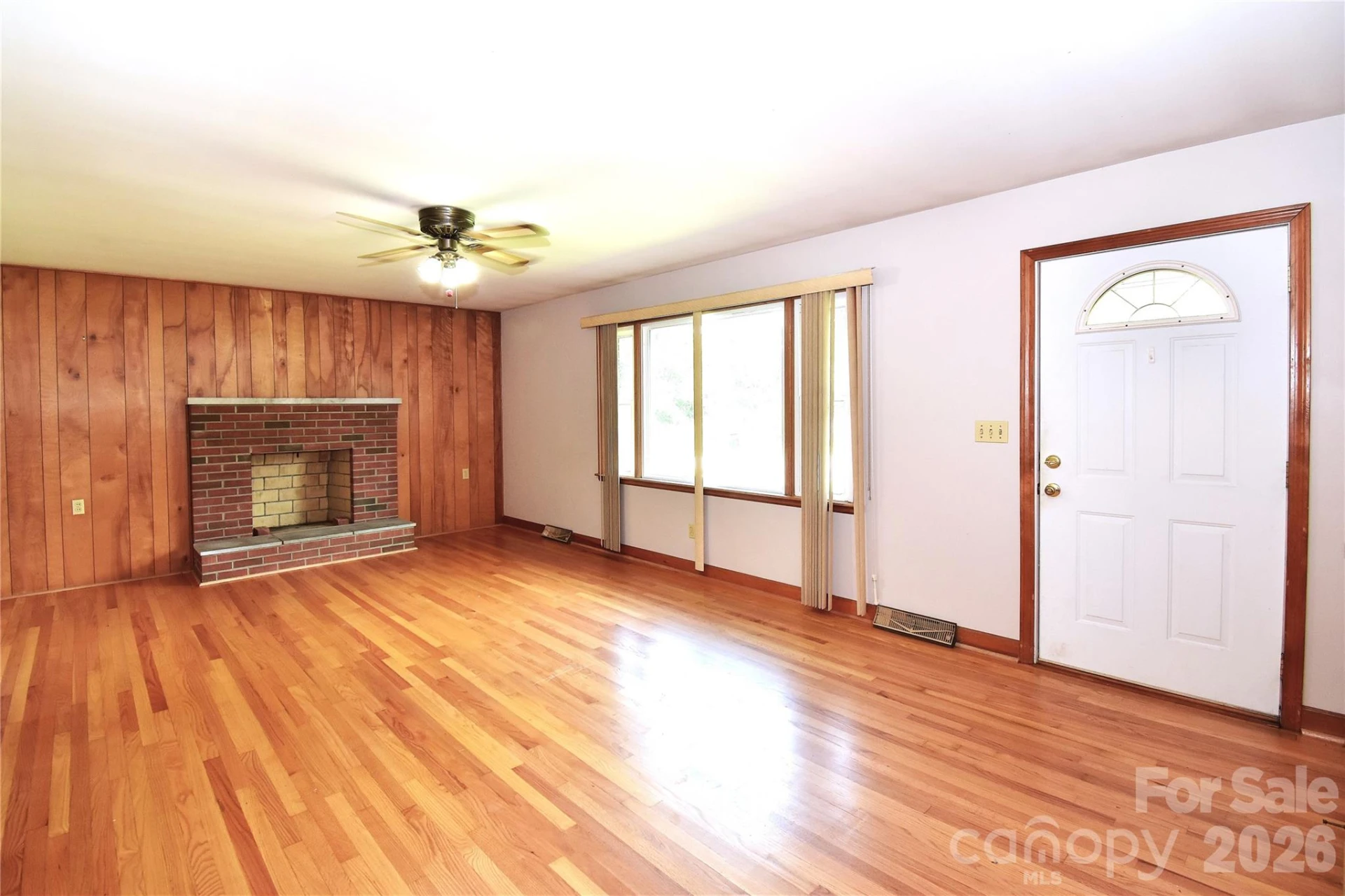 605 S Buena Vista Drive - Photo 2