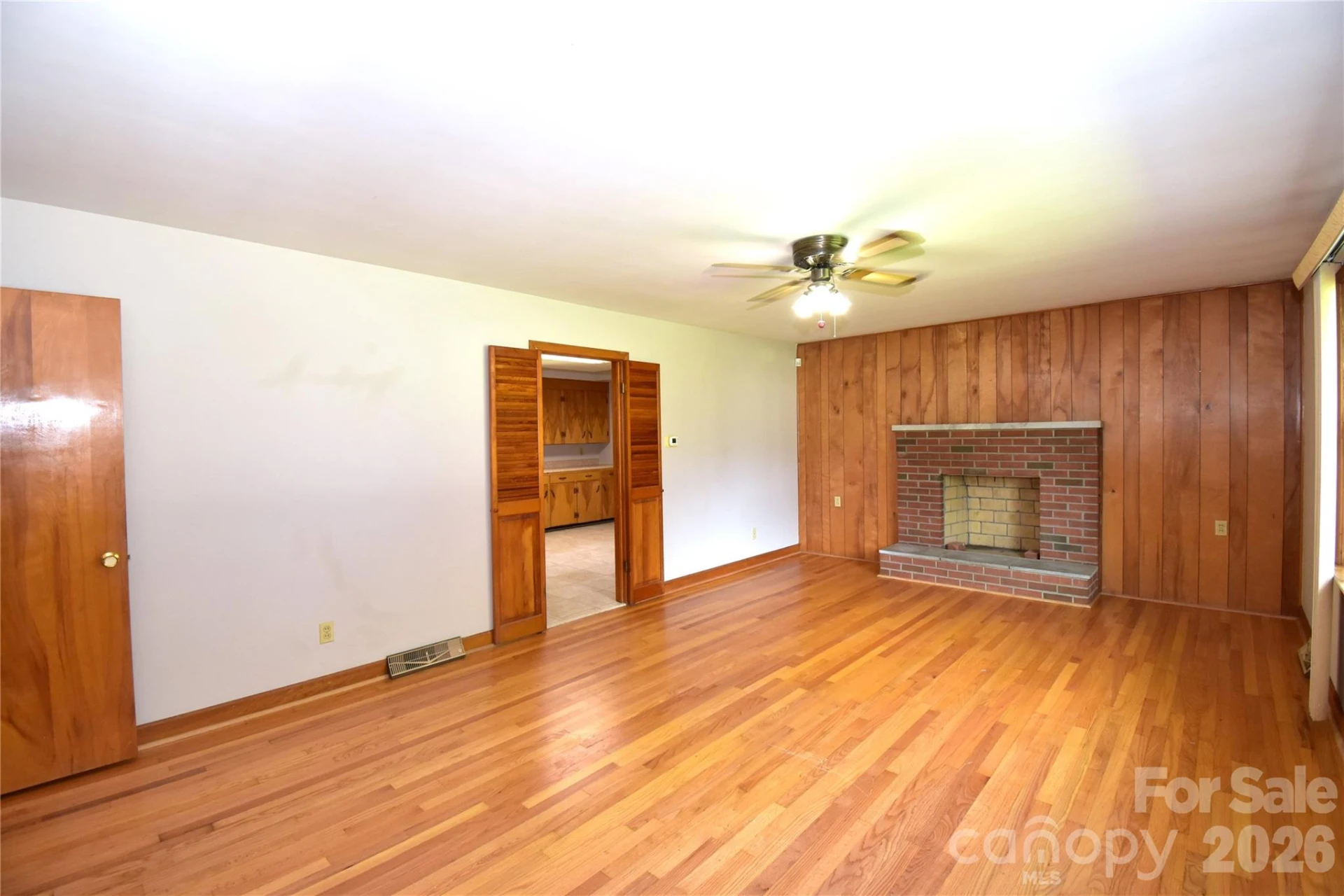 605 S Buena Vista Drive - Photo 3