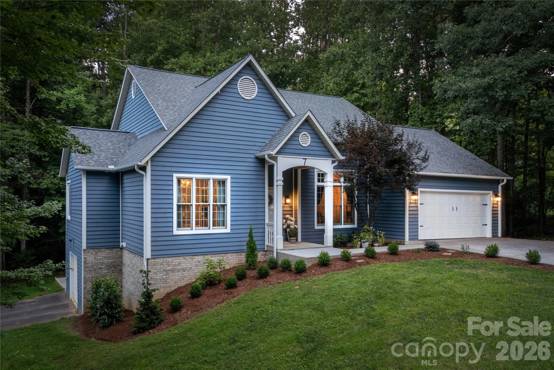 7 Oak Hollow Drive - Photo 2
