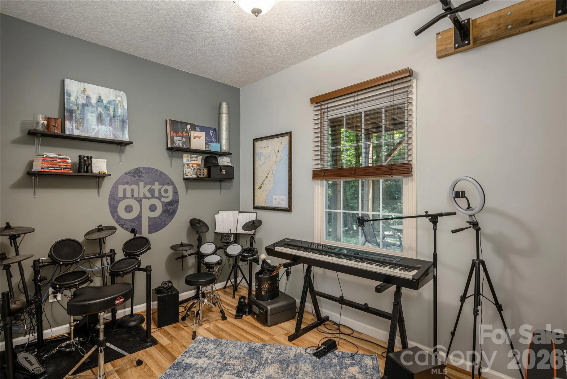 7 Oak Hollow Drive - Photo 36