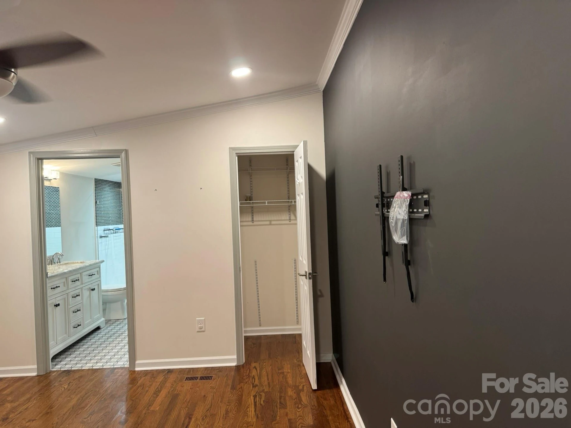 213 Sandy Creek Court - Photo 15