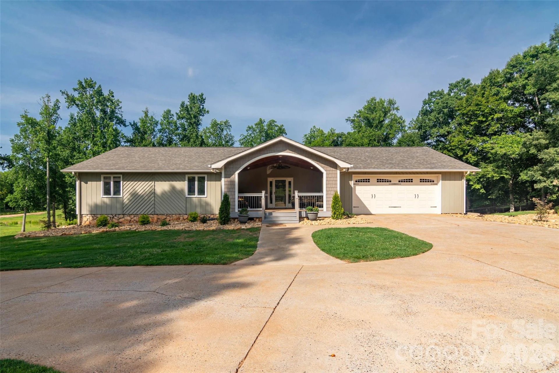 304 McMurray Road - Photo 2