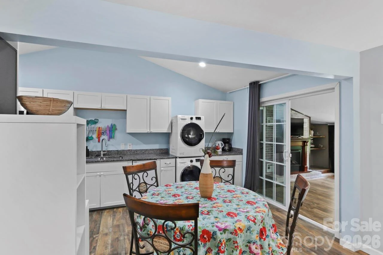 548 Cherry Mountain Street - Photo 10