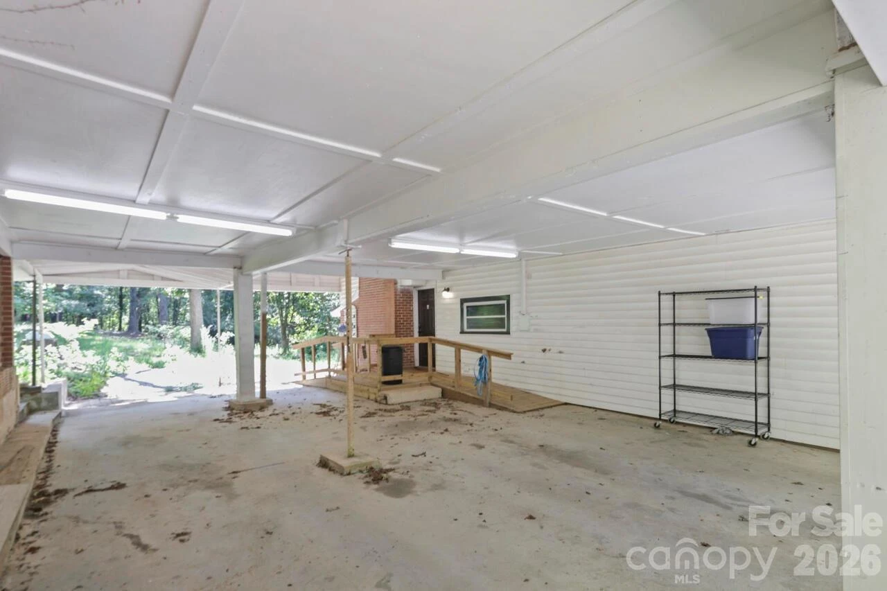 548 Cherry Mountain Street - Photo 36
