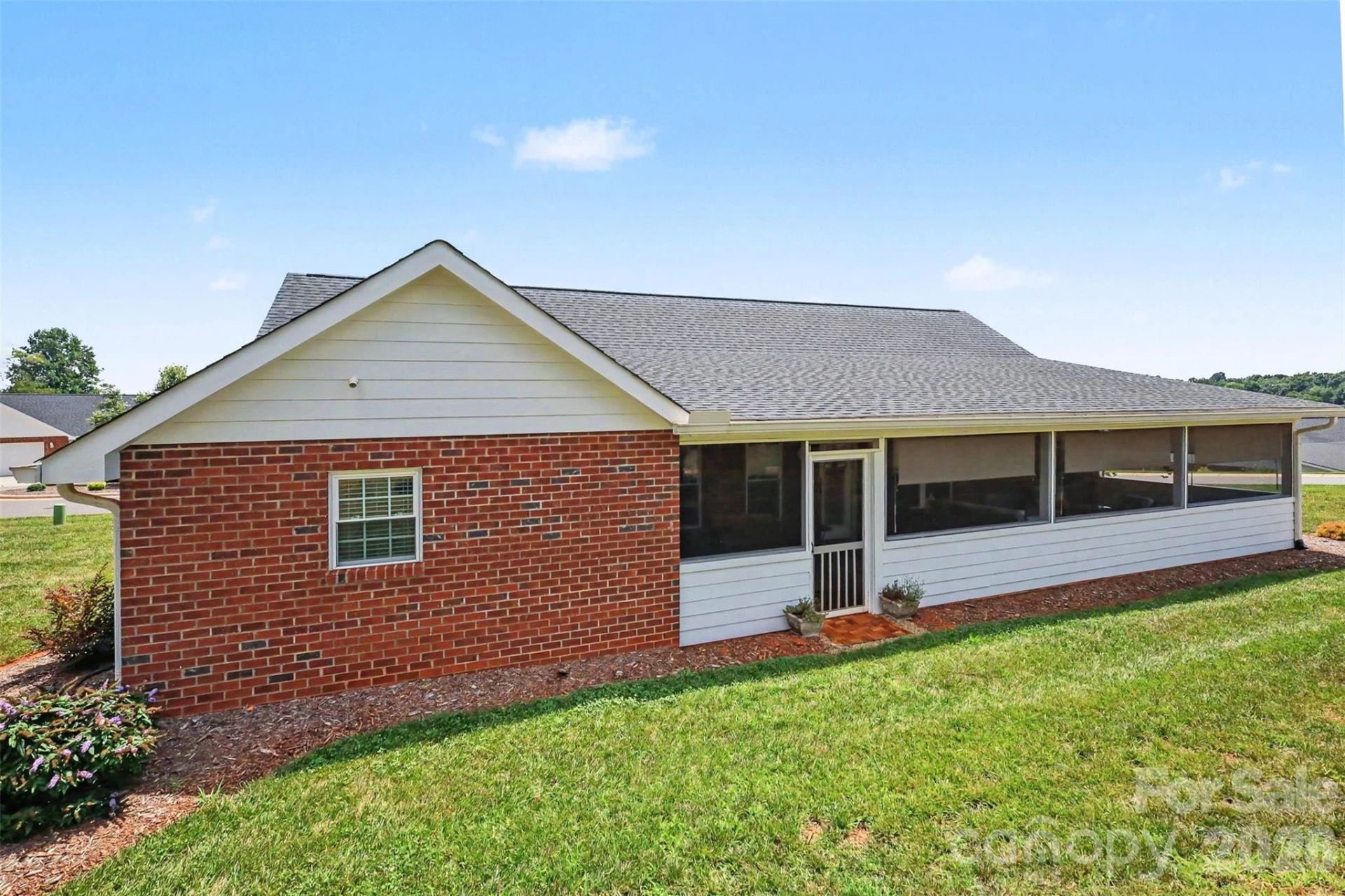 105 Kingston Place - Photo 30