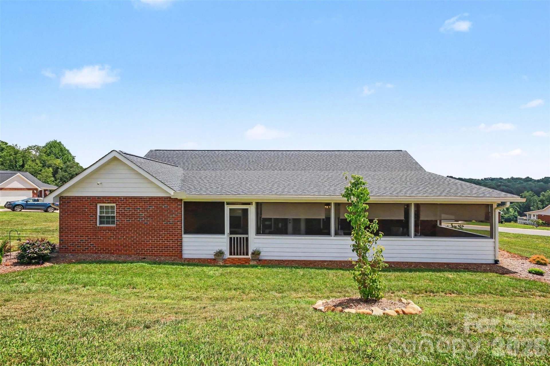 105 Kingston Place - Photo 32