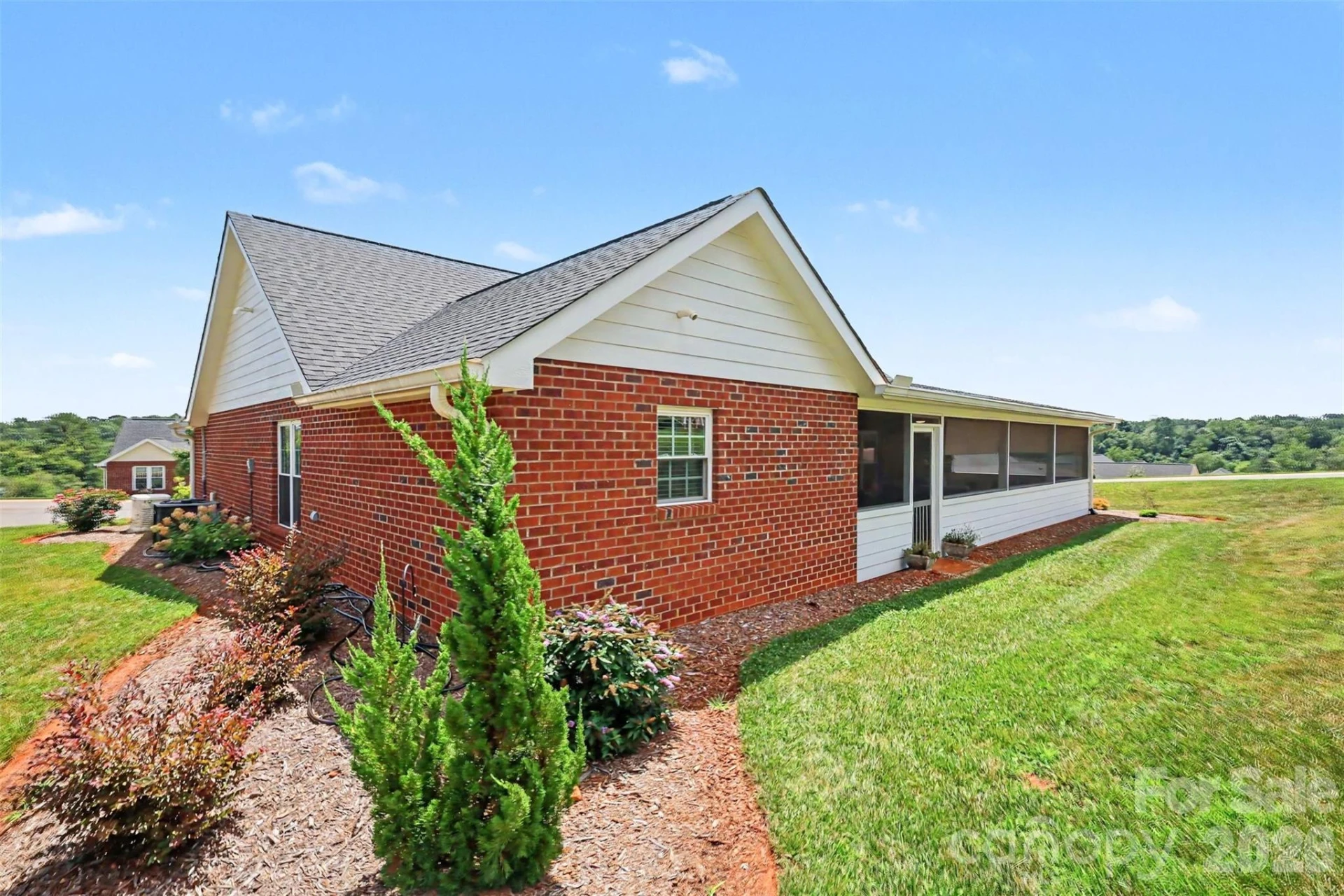 105 Kingston Place - Photo 31