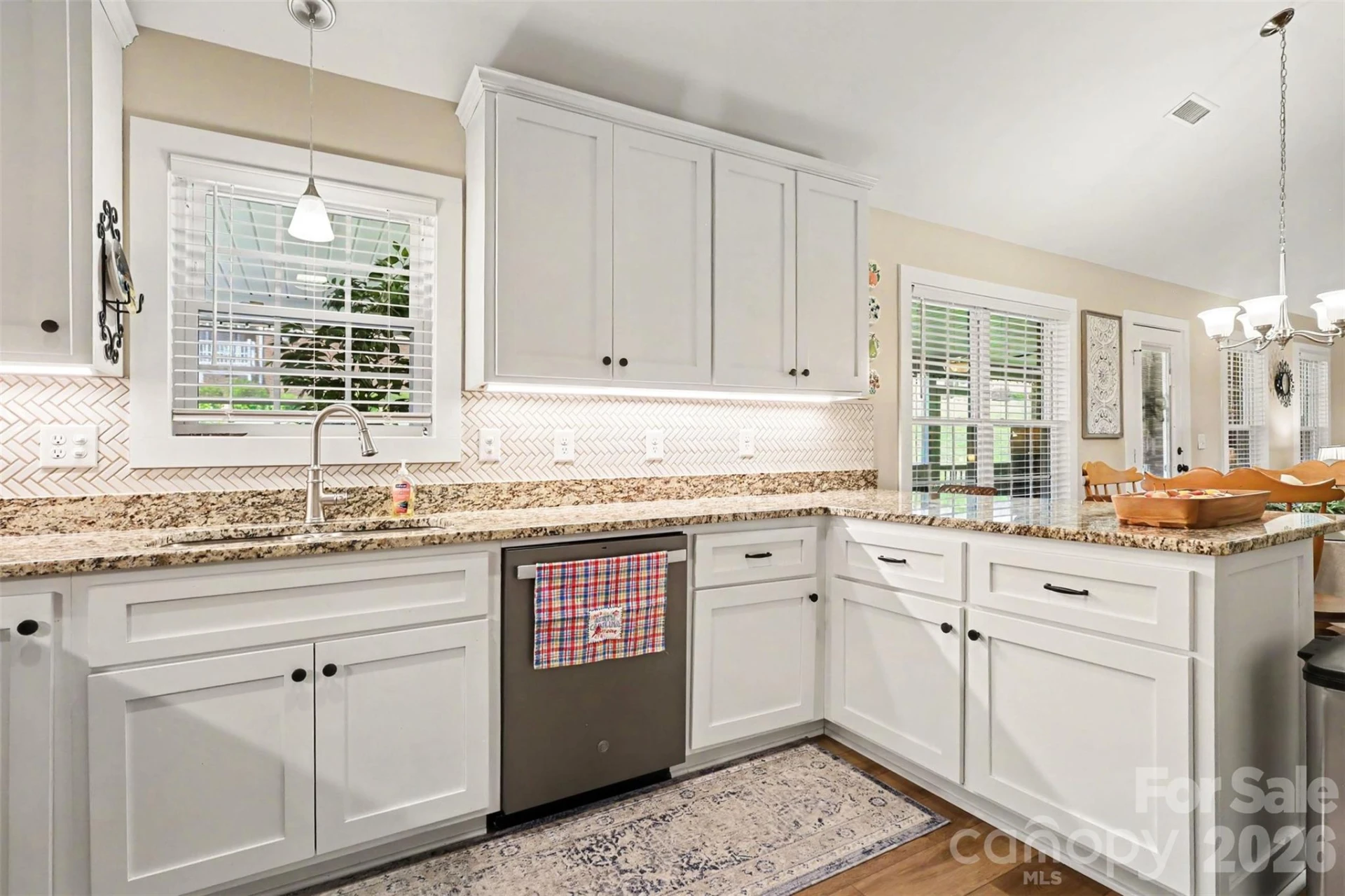 105 Kingston Place - Photo 10