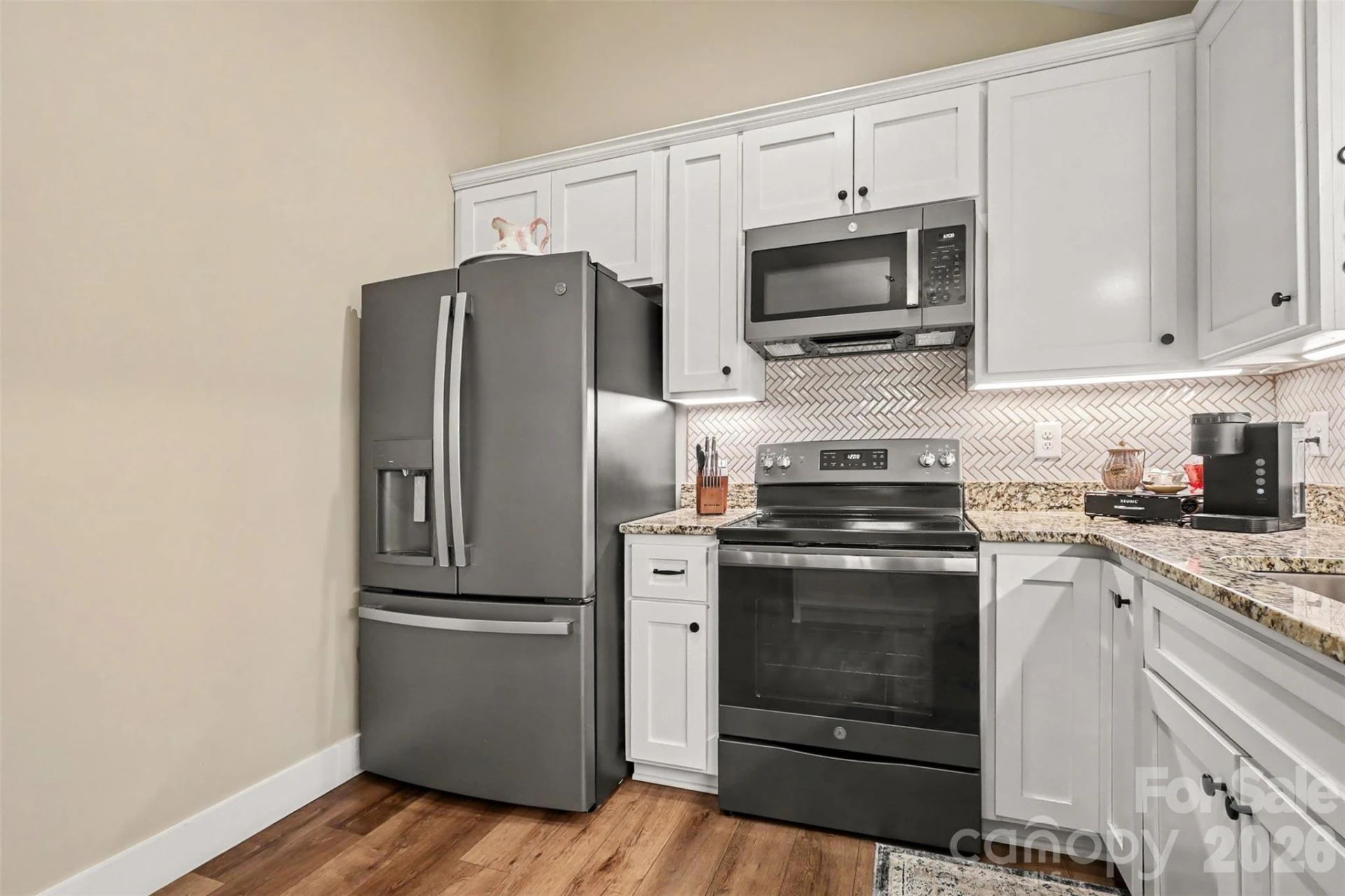 105 Kingston Place - Photo 12