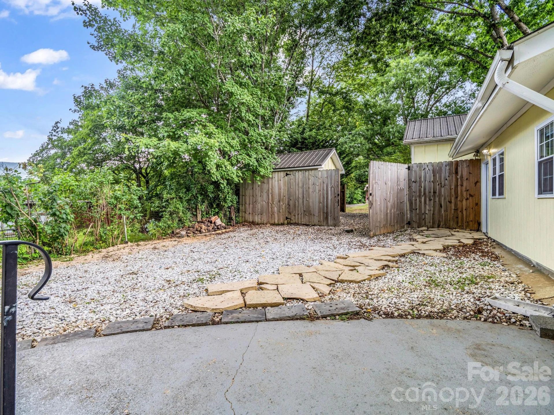 407 Hiawassee Avenue - Photo 21