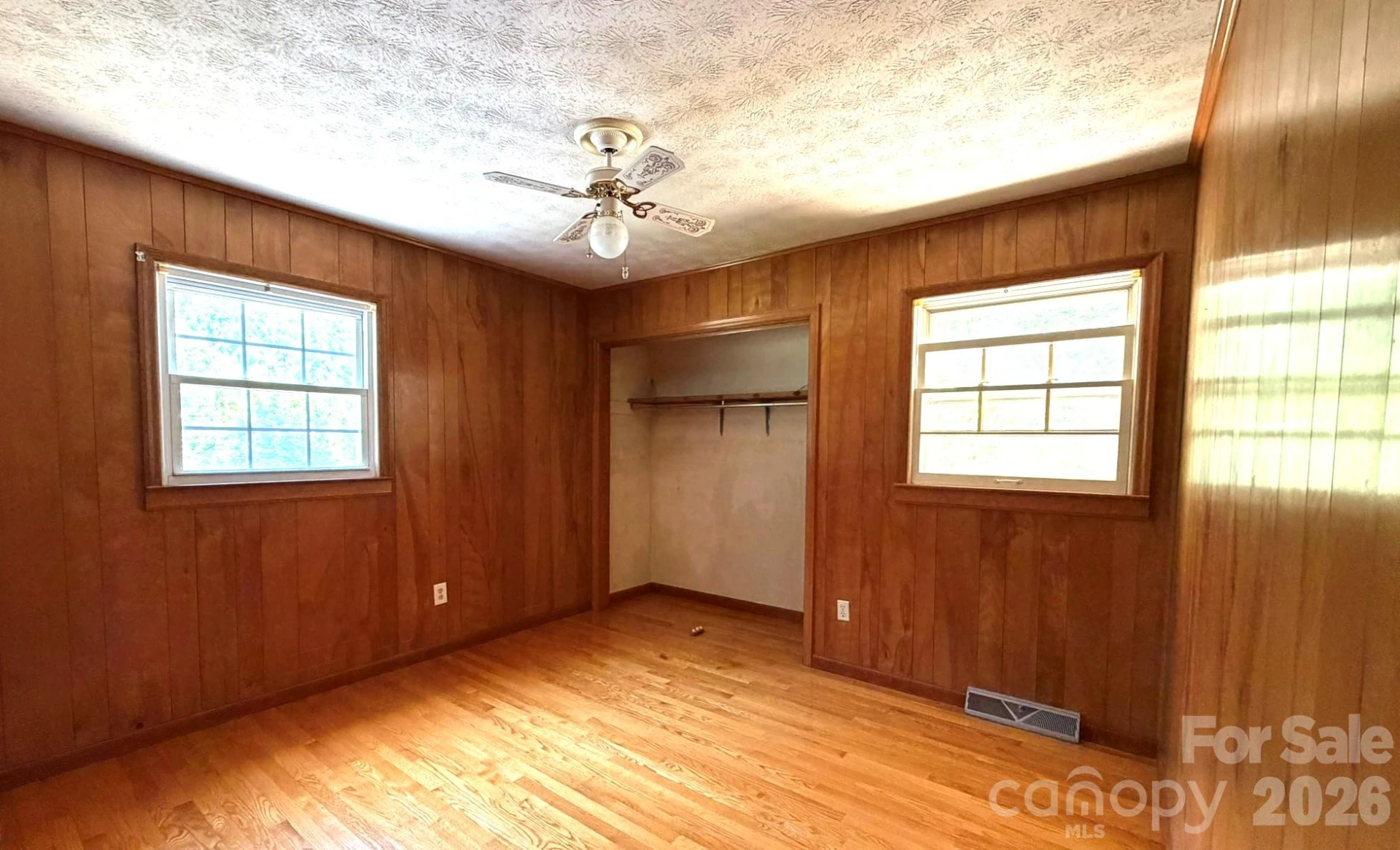 142 Avondale Road - Photo 12