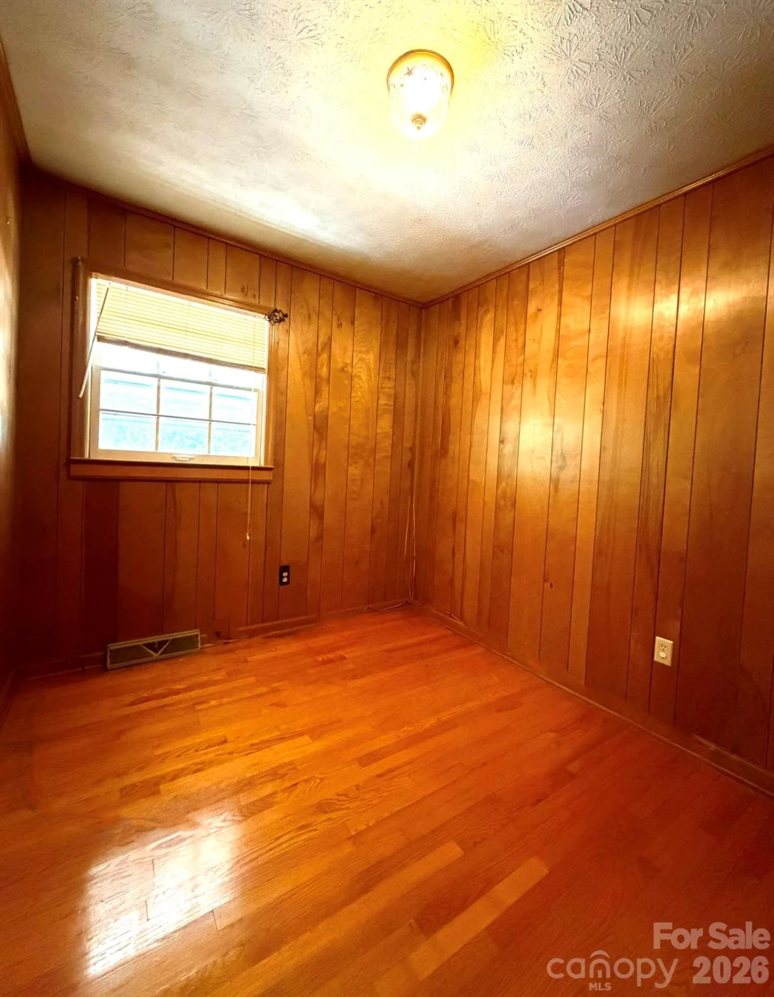 142 Avondale Road - Photo 14