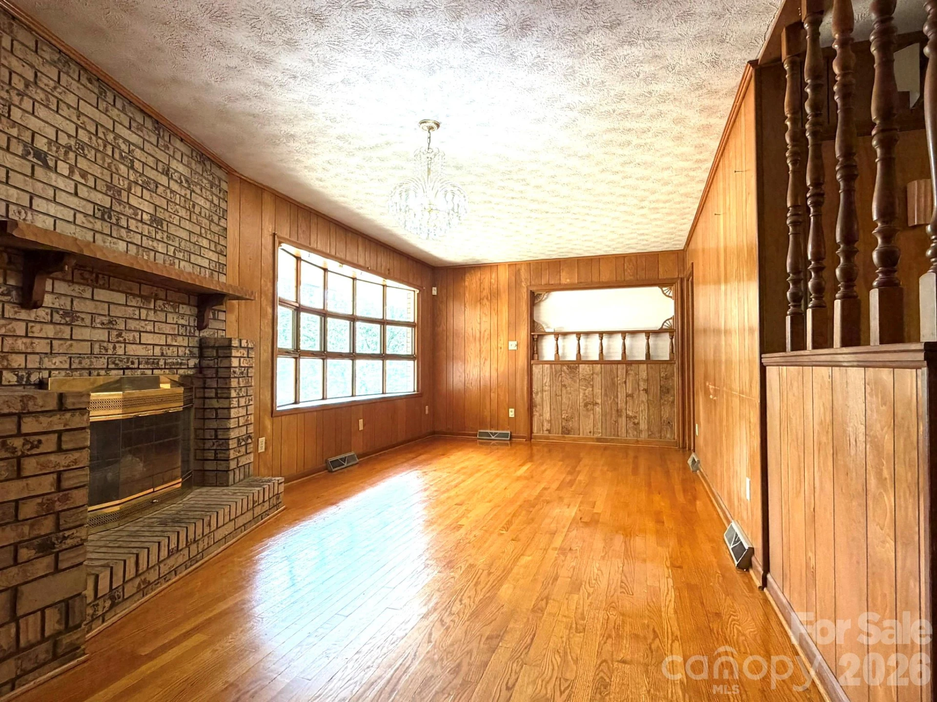 142 Avondale Road - Photo 5
